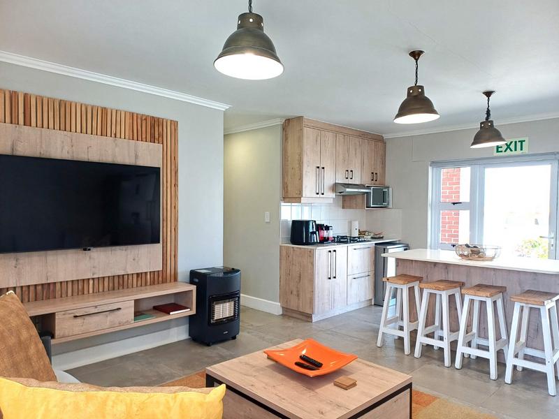 5 Bedroom Property for Sale in Pearl Bay Western Cape